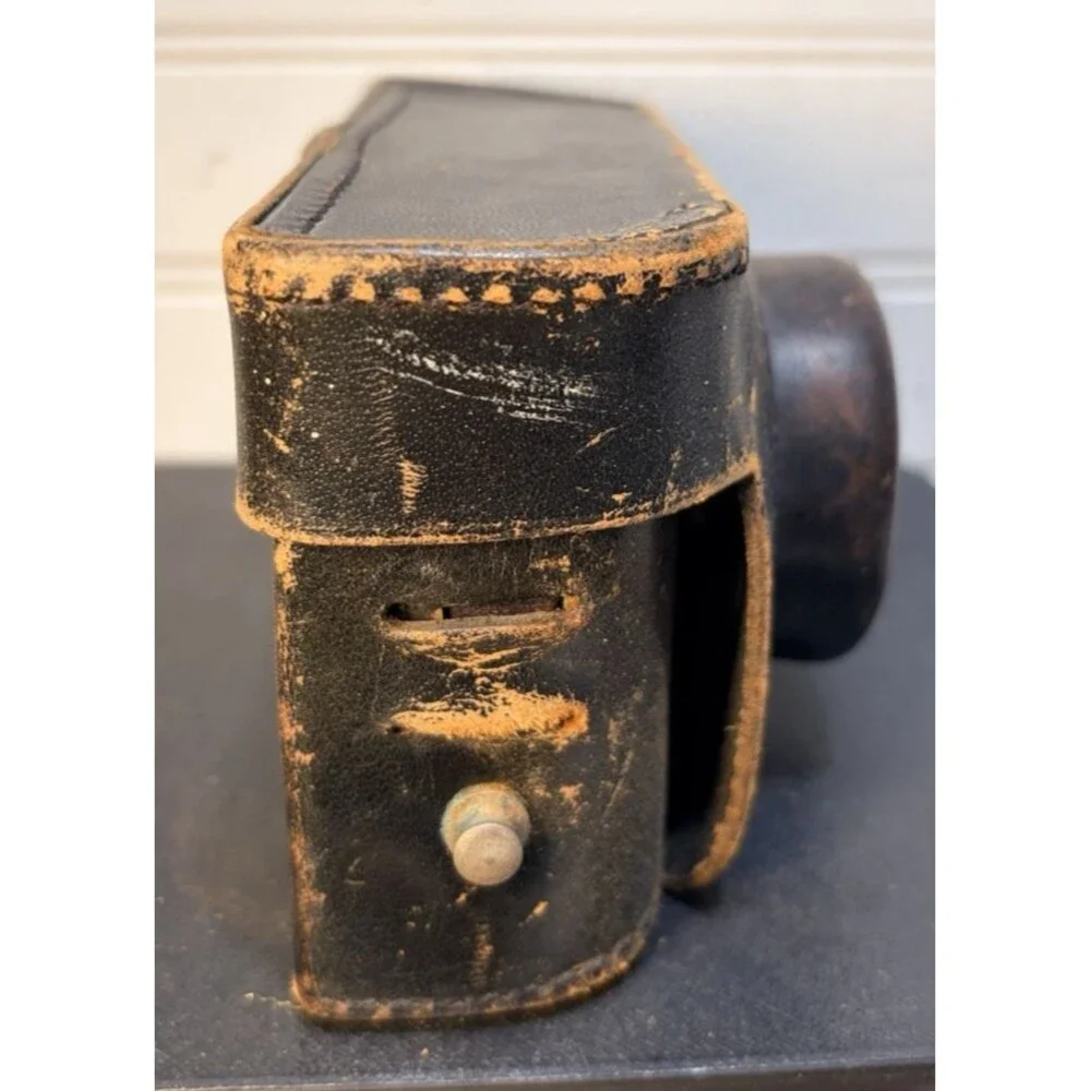 Vintage 1940’s Argus Anistigmat f/4.5 IRC Camera w/ Leather Case